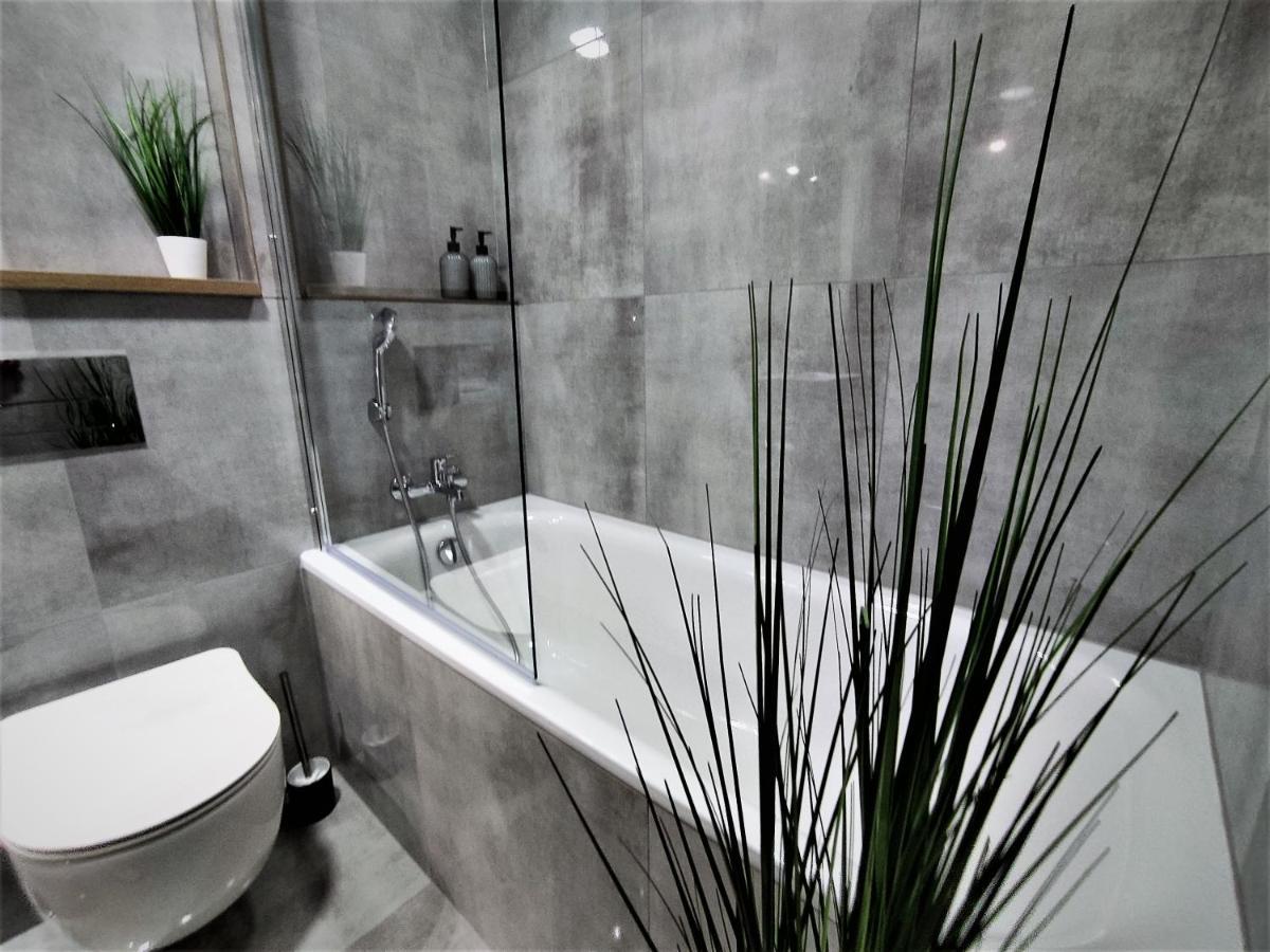Munn 2 Apartment